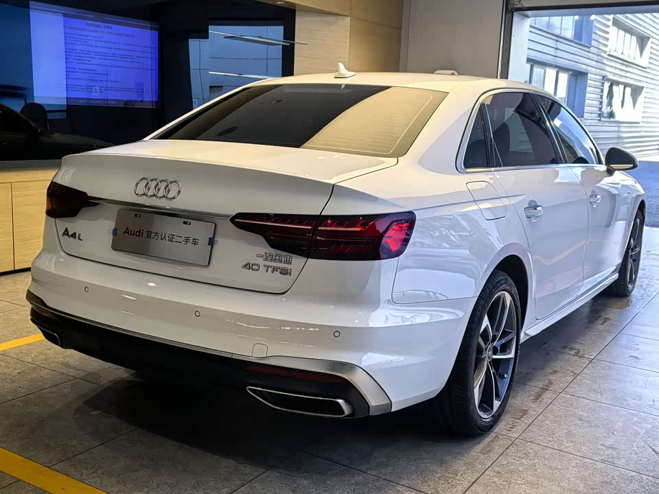 Audi A4L