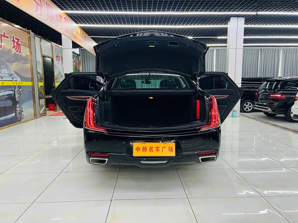 Cadillac XTS