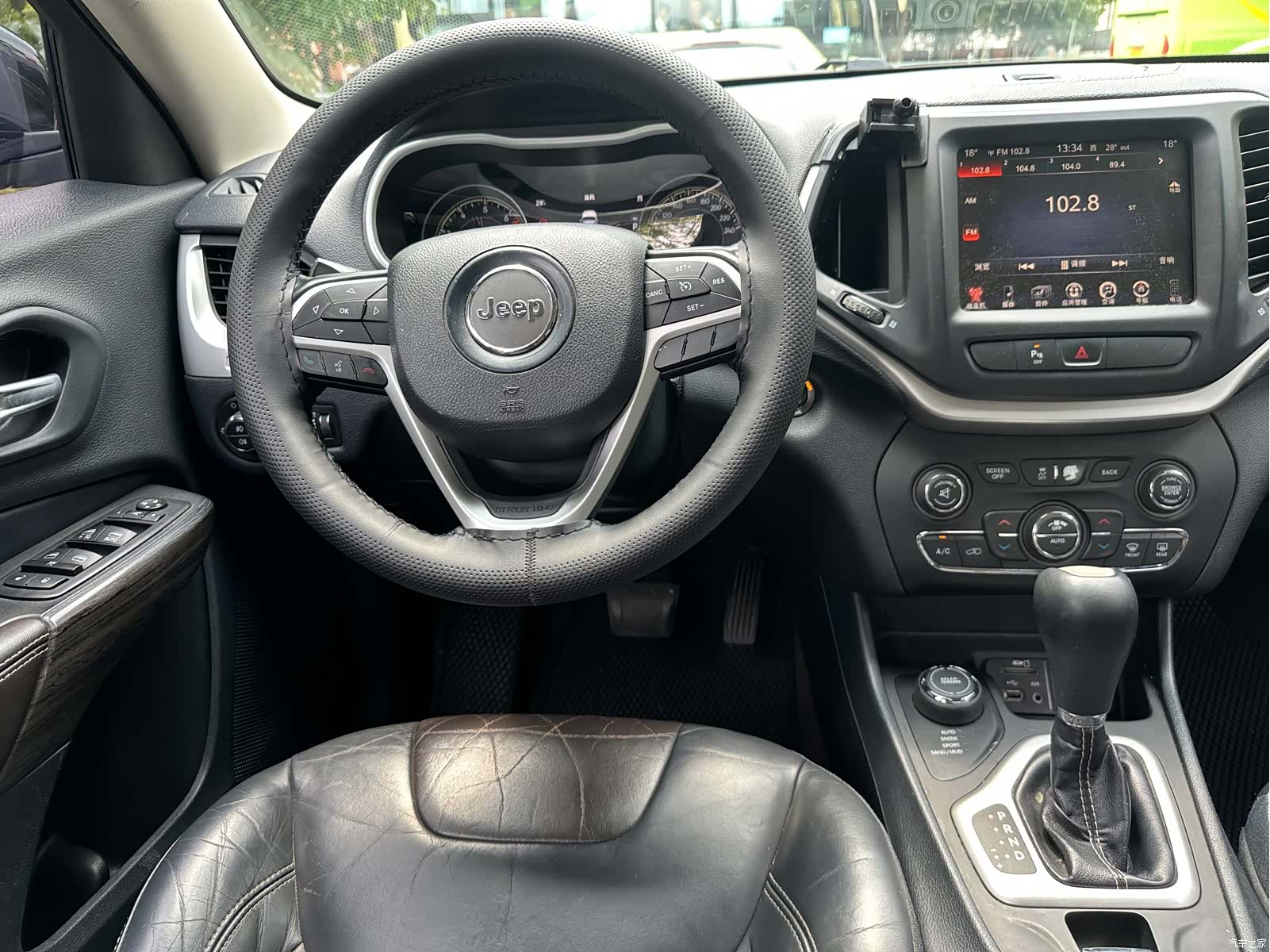 Jeep Cherokee, 2016 10