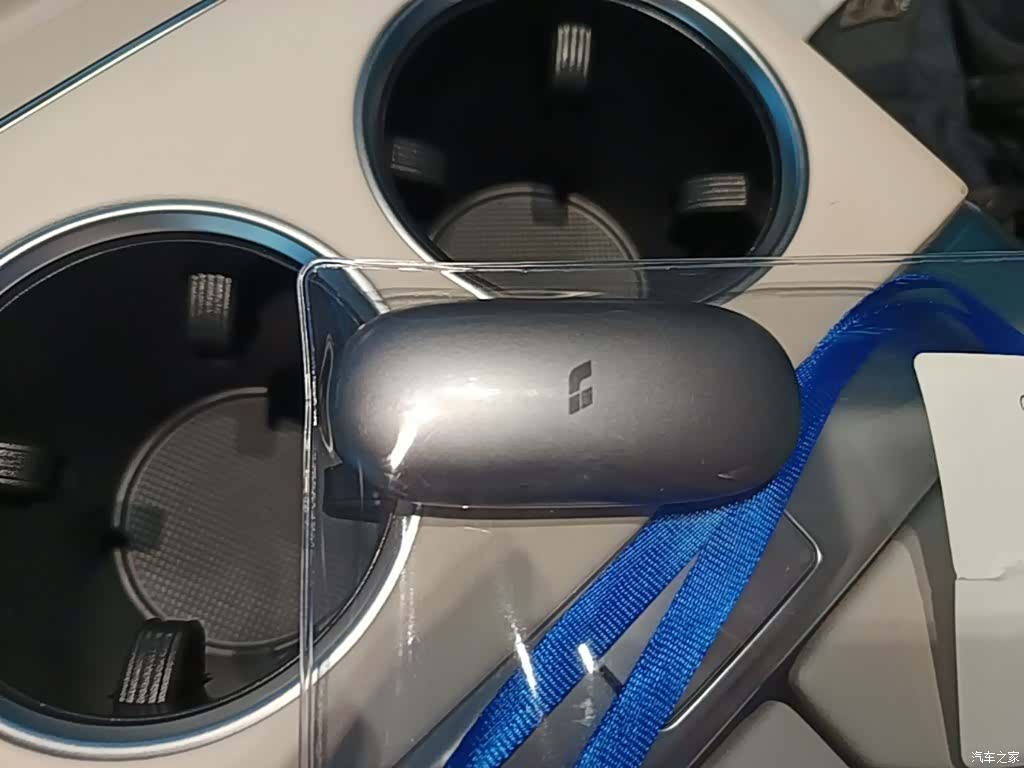 Li Auto MEGA, 2024 9