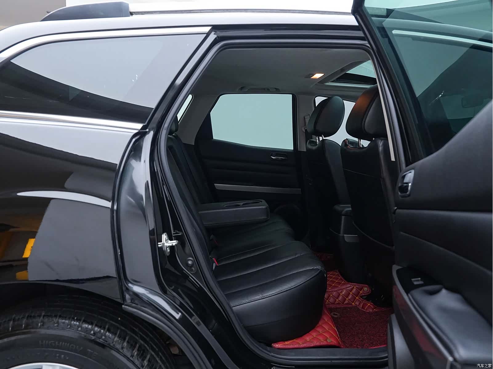 Mazda CX-7, 2011 11
