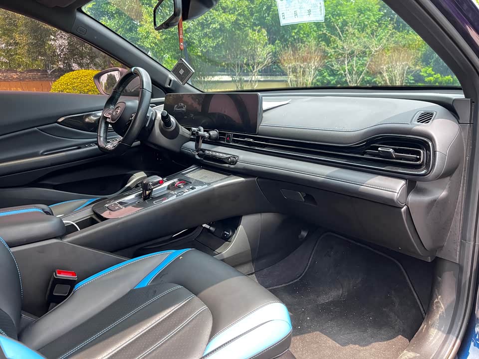 Trumpchi Shadow Leopard