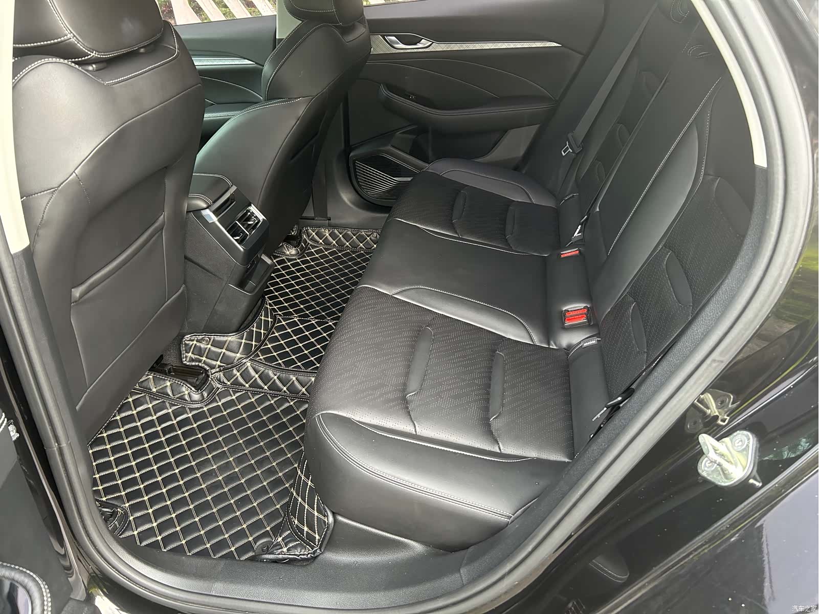 Geely Preface, 2020 13