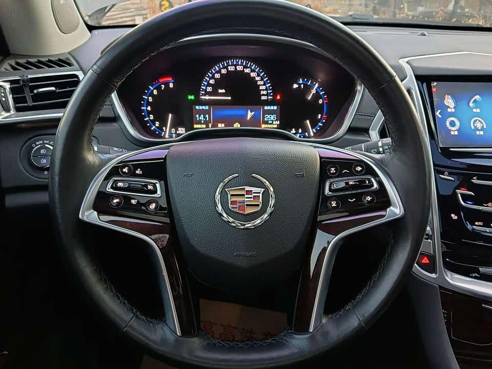 Cadillac SRX
