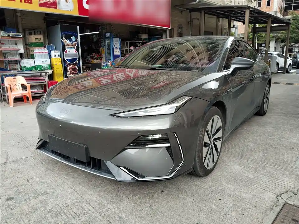 Geely Galaxy Galaxy E8