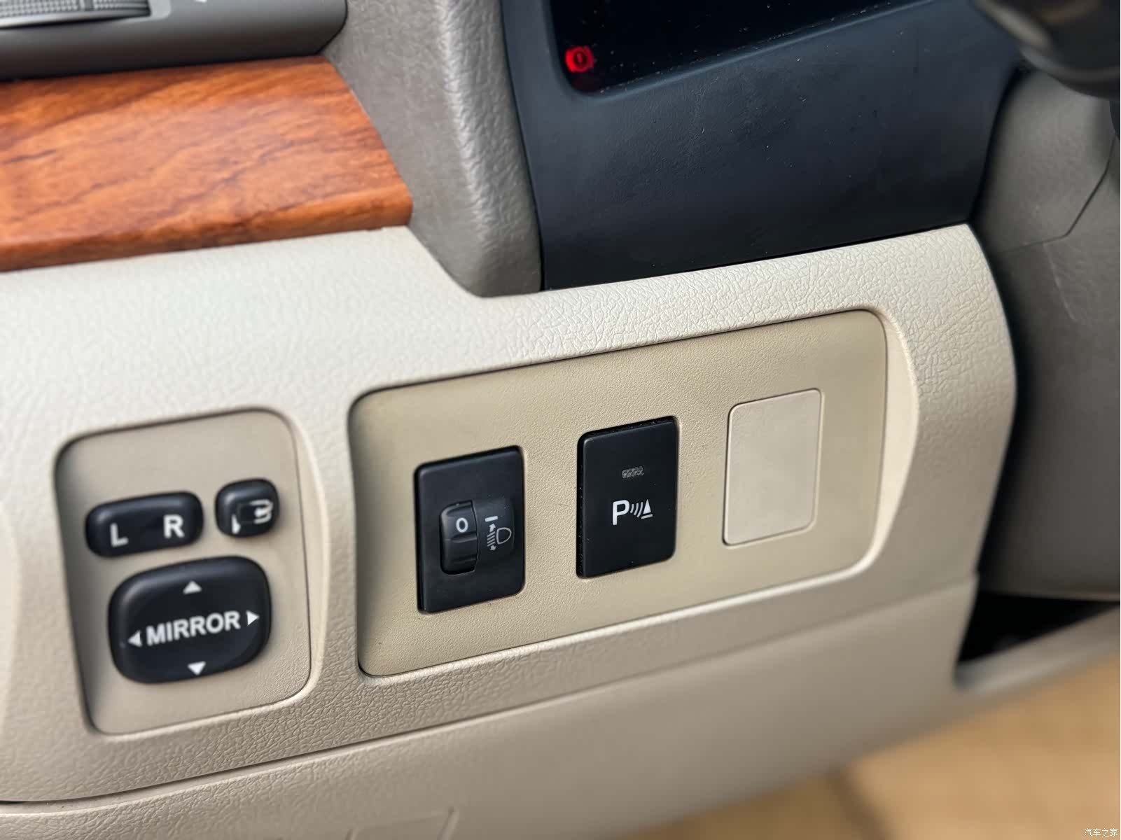Toyota Camry, 2011 15
