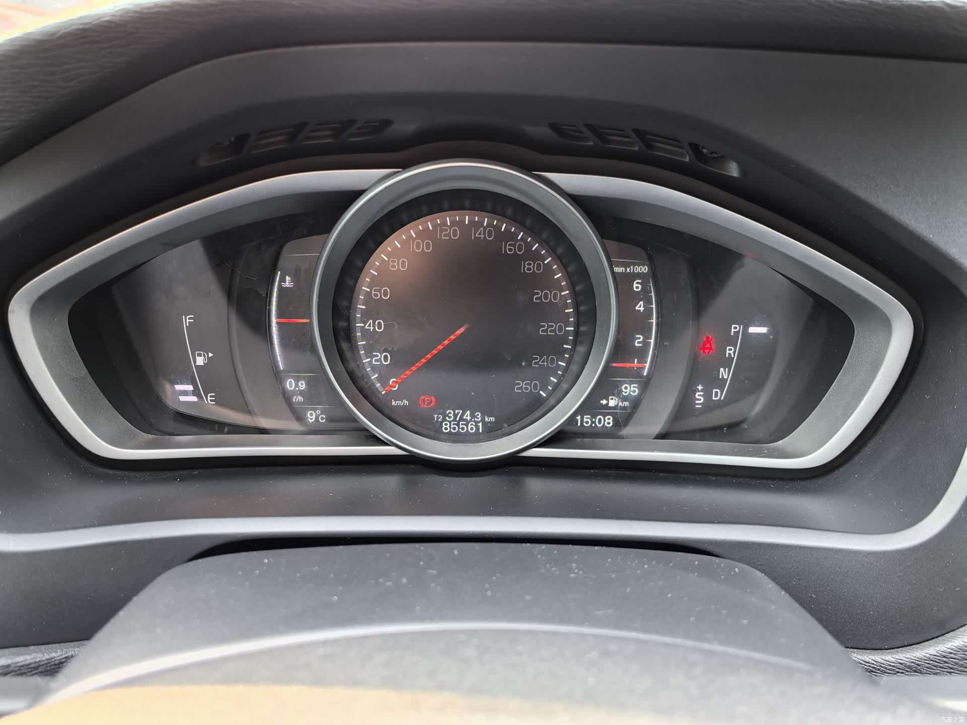 Volvo V40, 2018 20