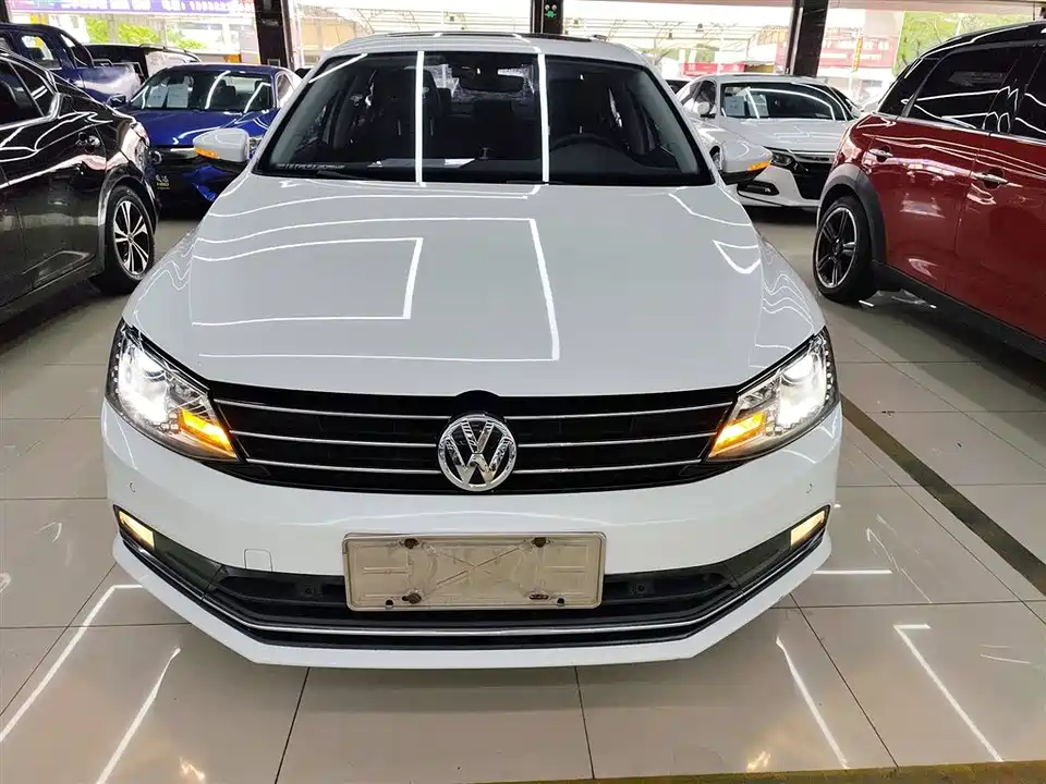 Volkswagen Sagitar