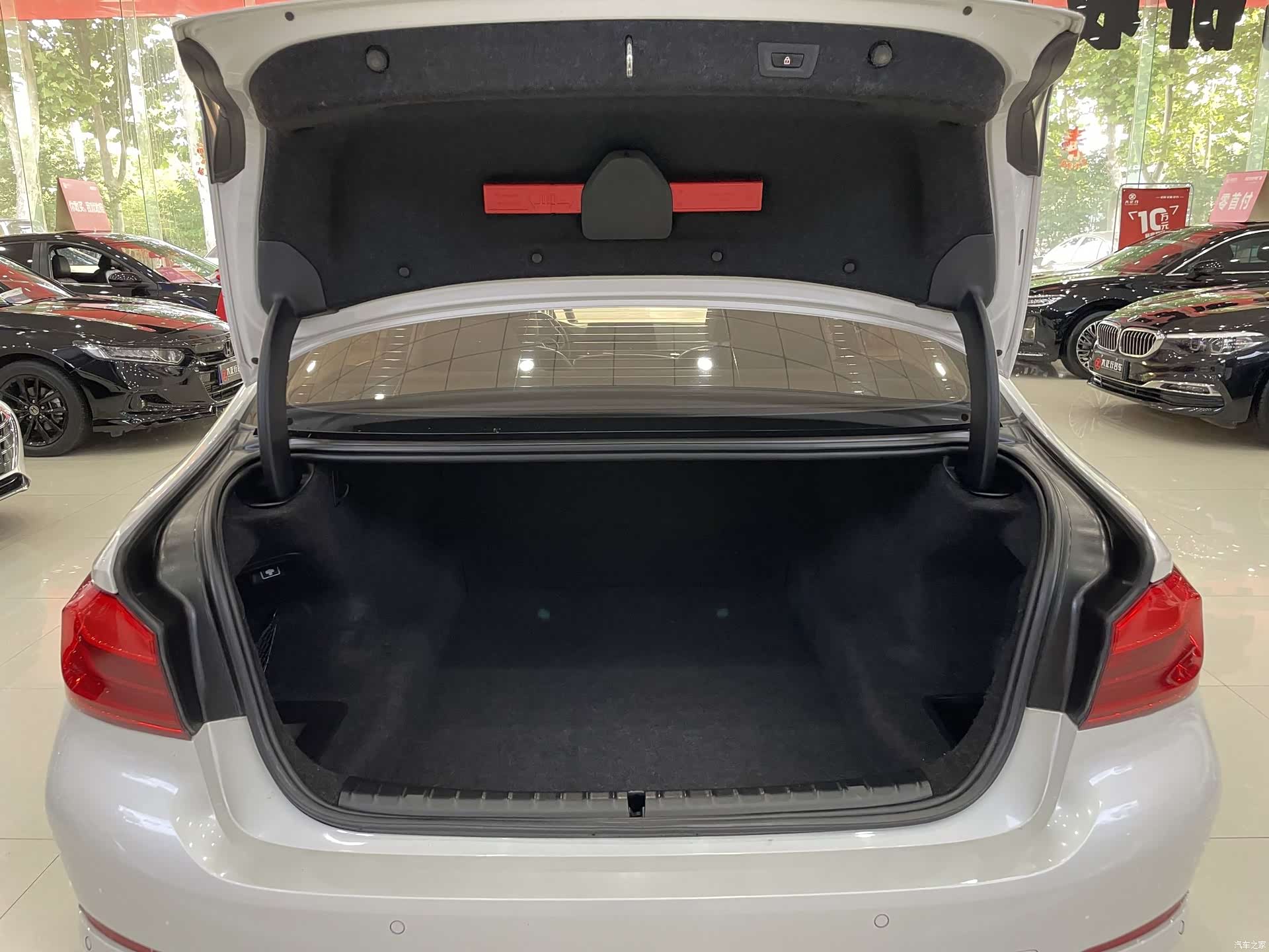 BMW 5 Series, 2018 13
