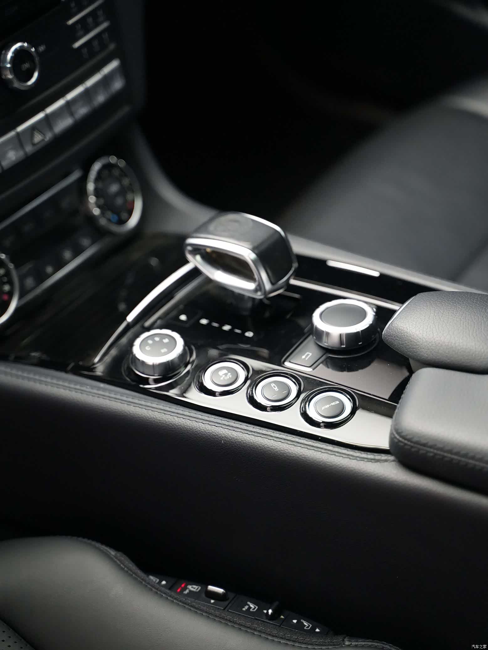 Mercedes-Benz CLS, 2015 14