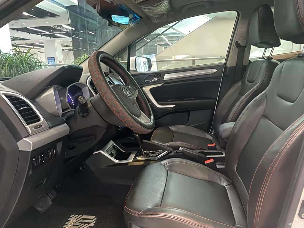JAC S3, 2015 все фото