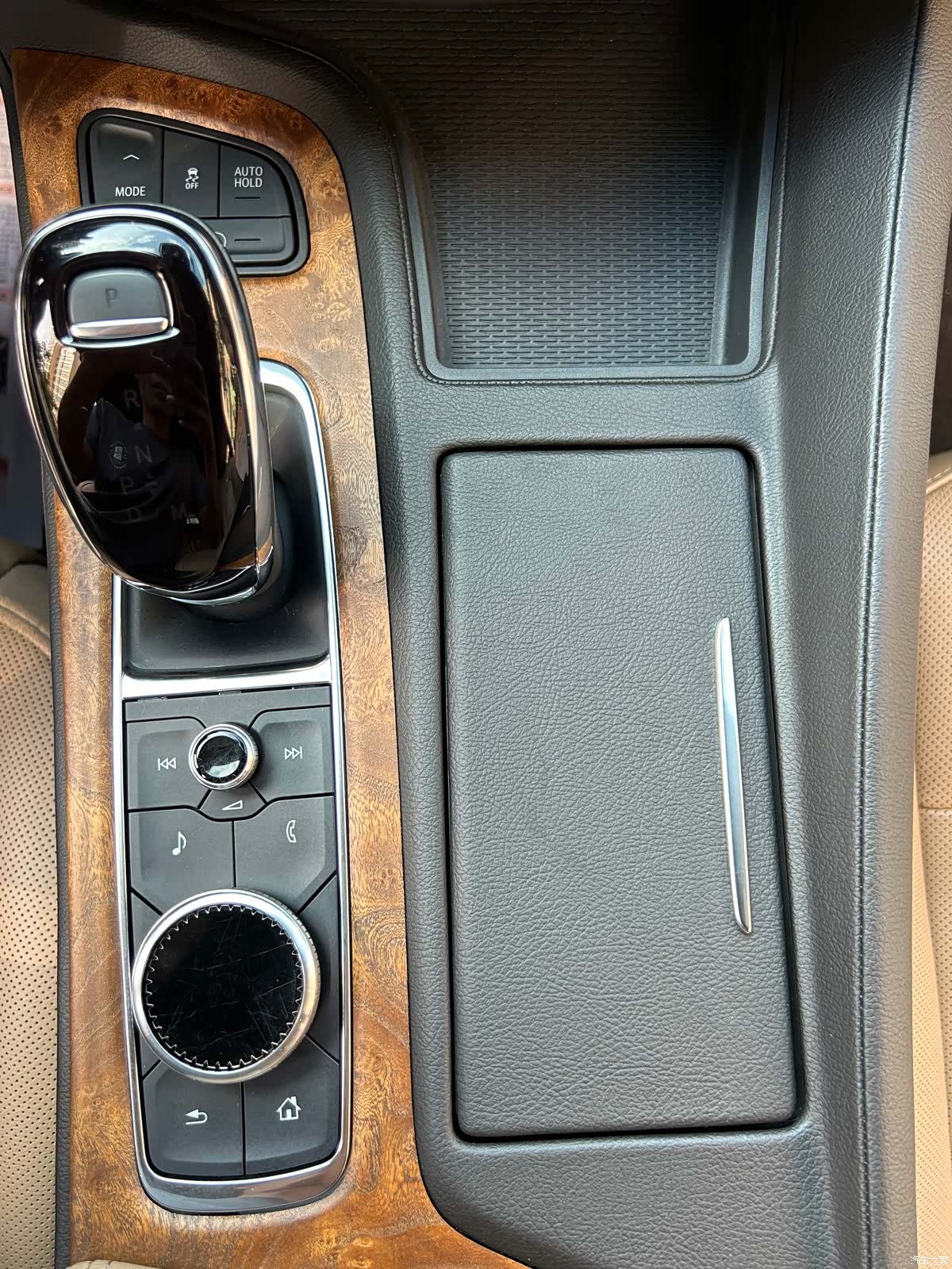 Cadillac CT5, 2022 32
