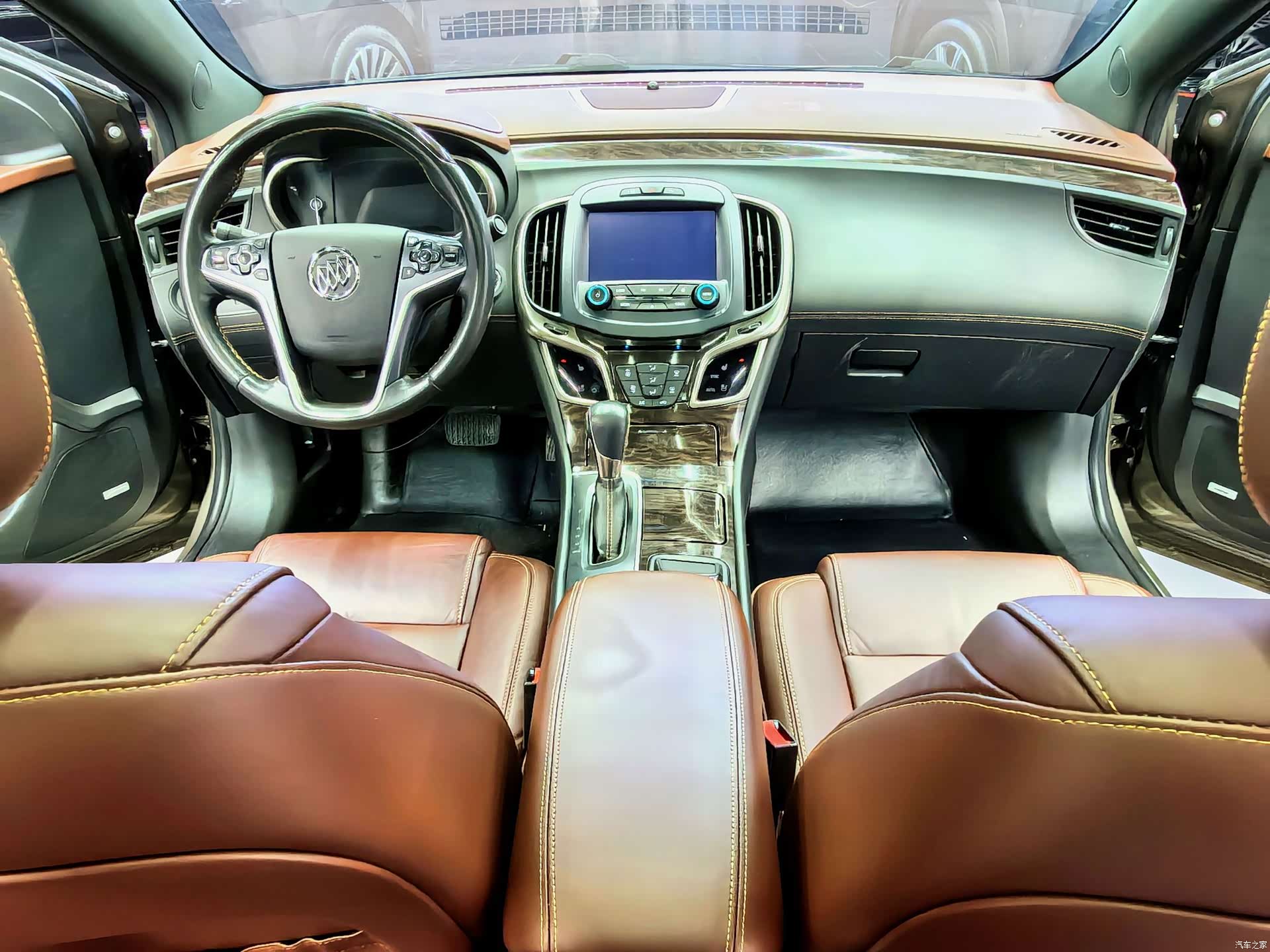 Buick LaCrosse, 2015 все фото