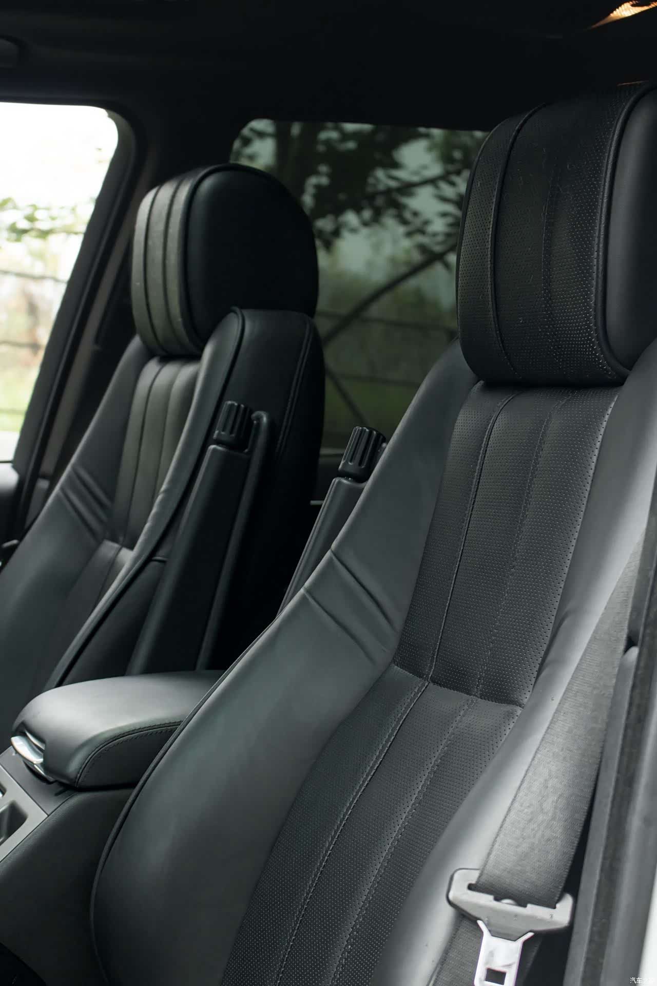 Land Rover Range Rover, 2013 10