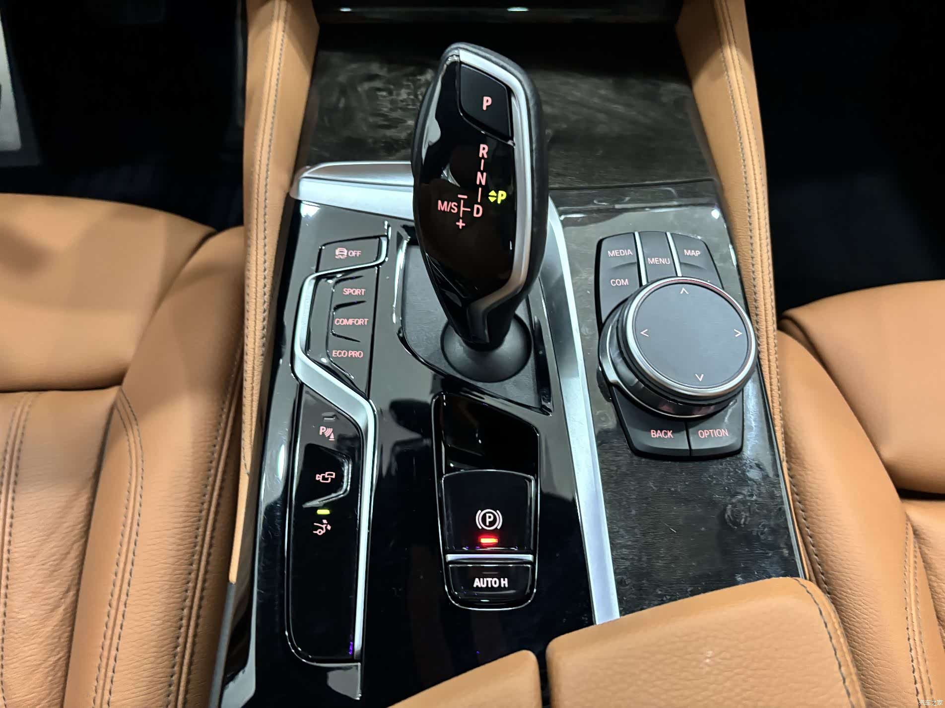 BMW 6 Series GT, 2024 22