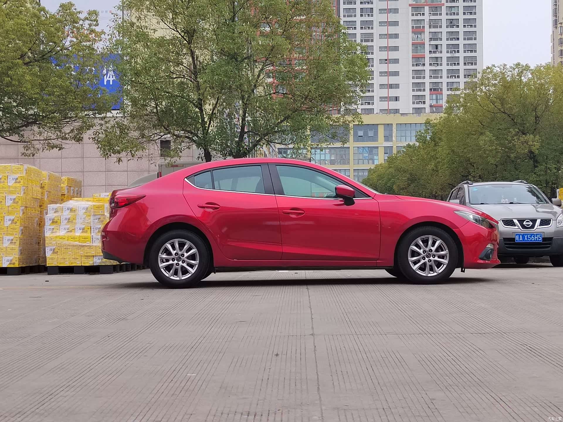 Mazda Mazda3, 2015 8