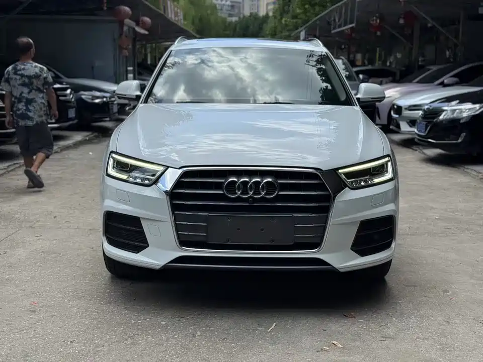 Audi Q3 Audi Q3