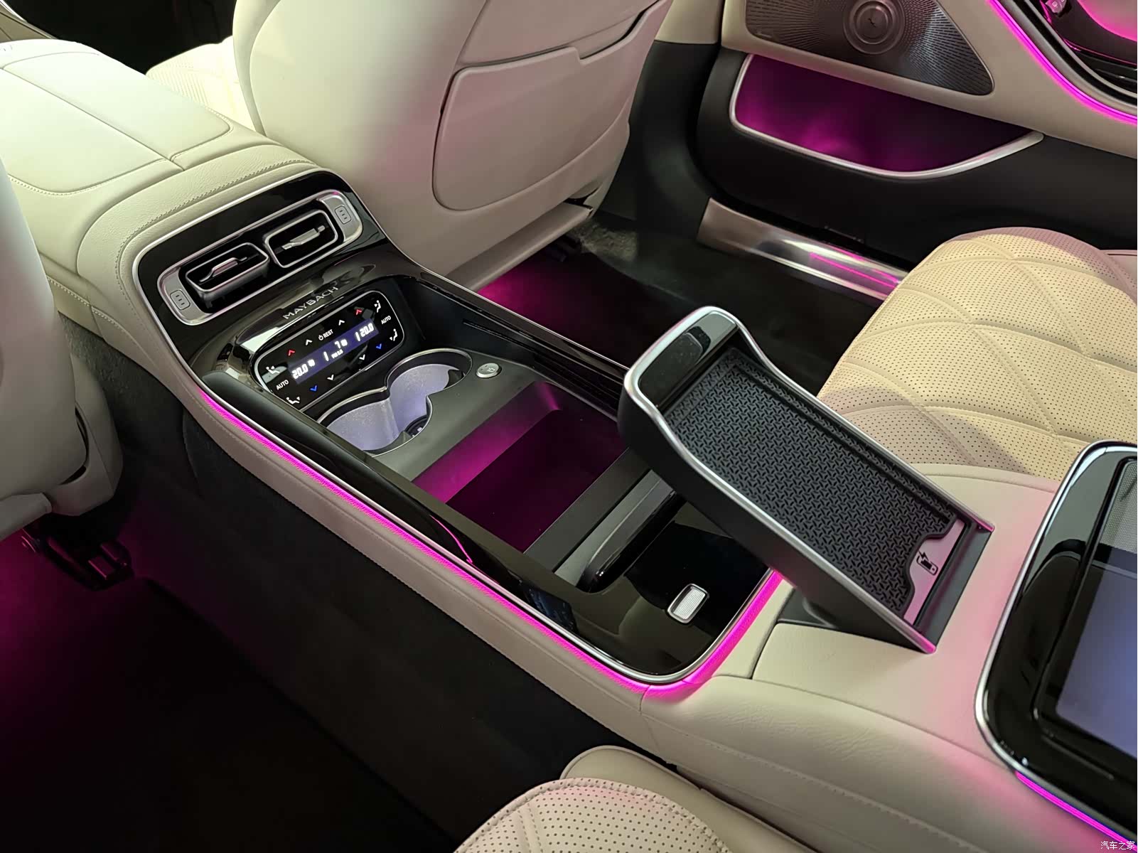 Maybach S-Class, 2023 18