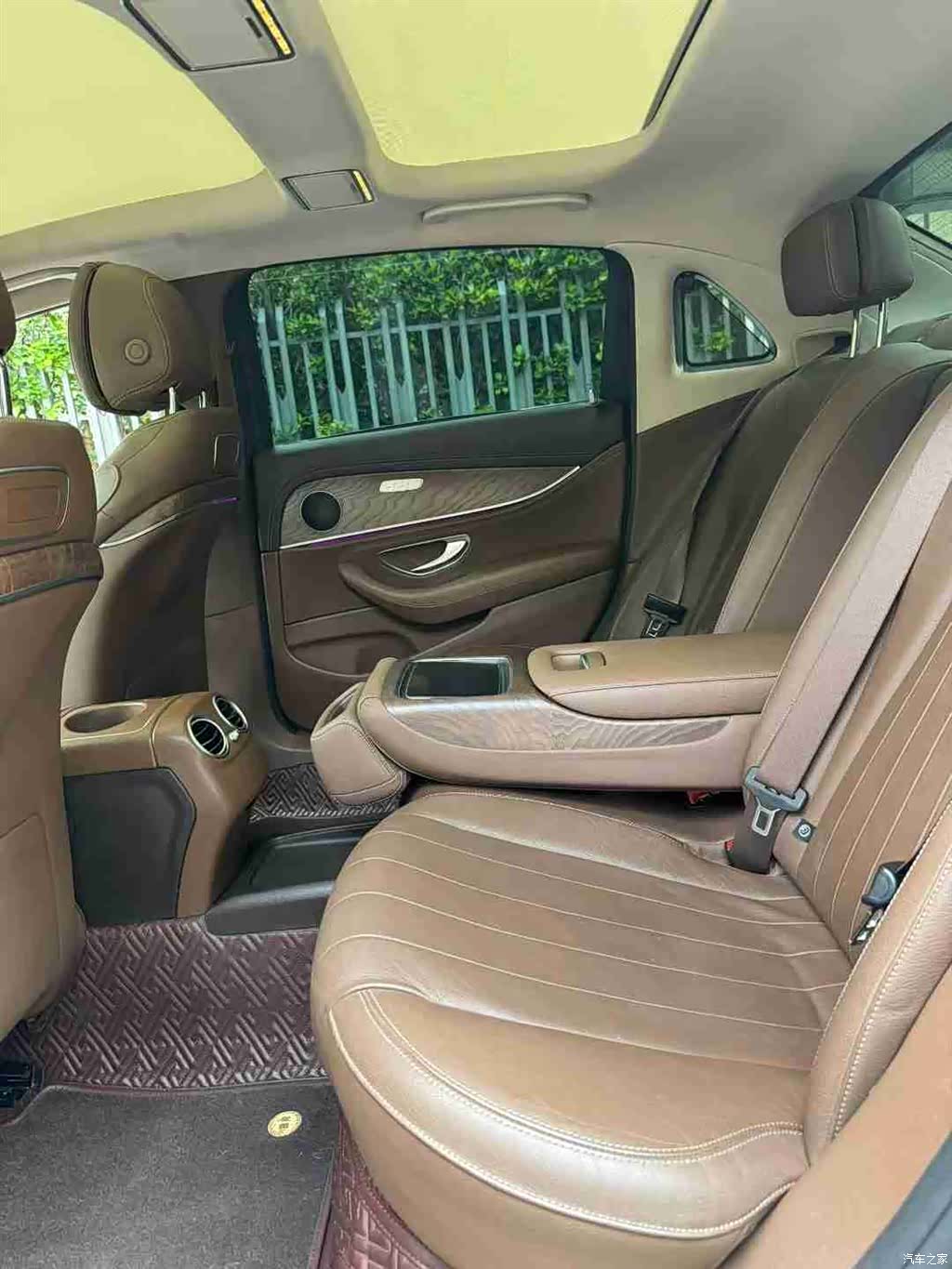 Mercedes-Benz E-Class, 2017 10