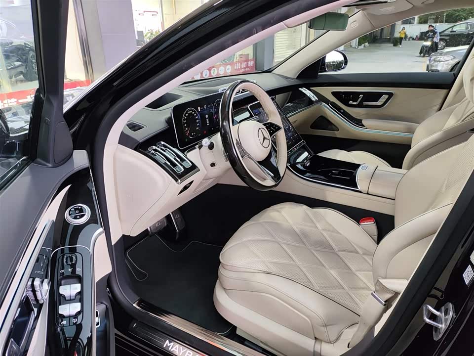 Mercedes-Benz Maybach S-class