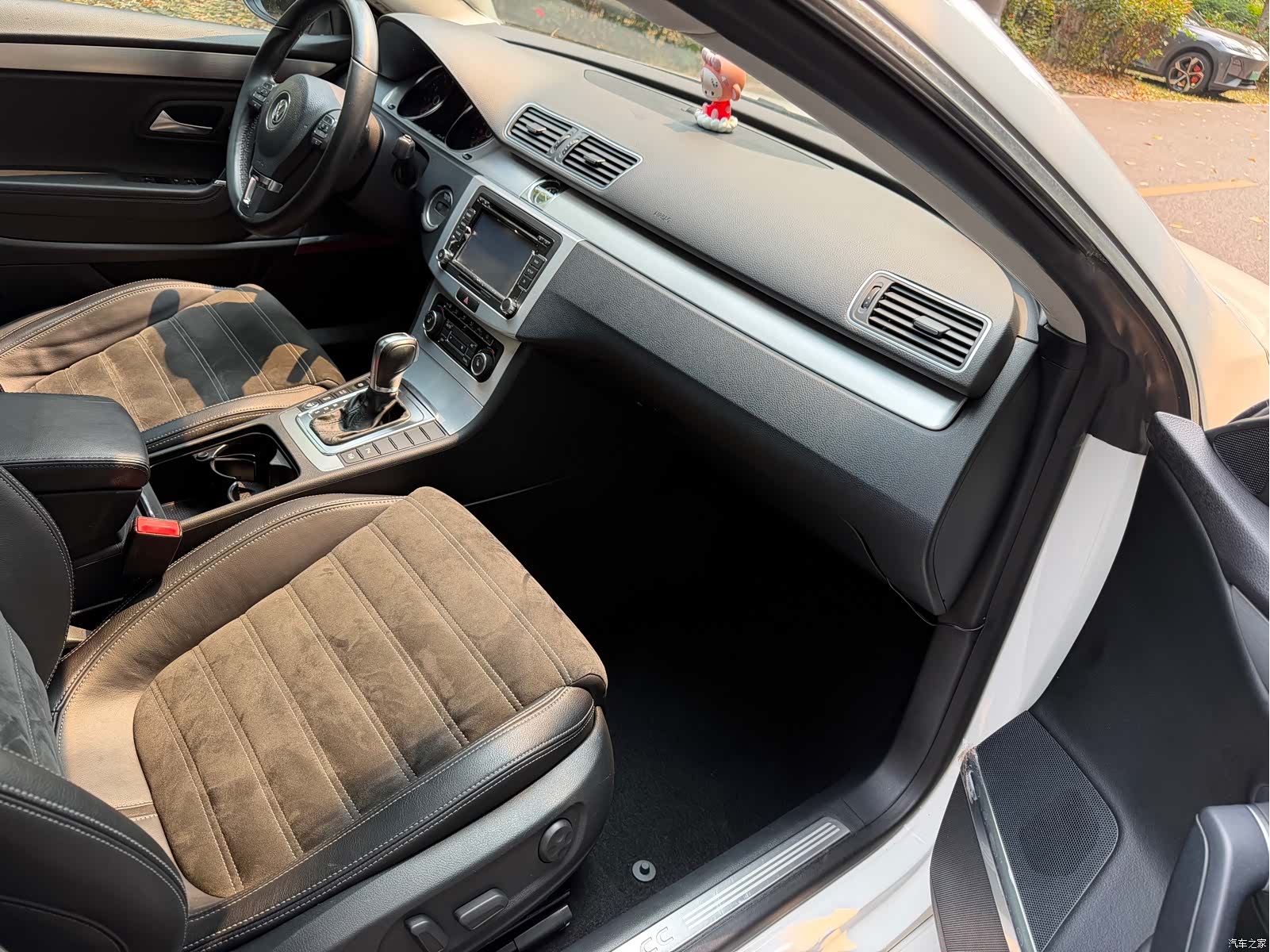Volkswagen CC, 2012 8
