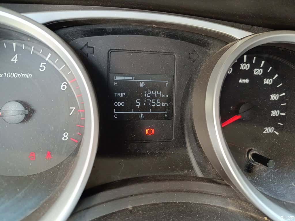 Wuling Hongguang, 2019 все фото