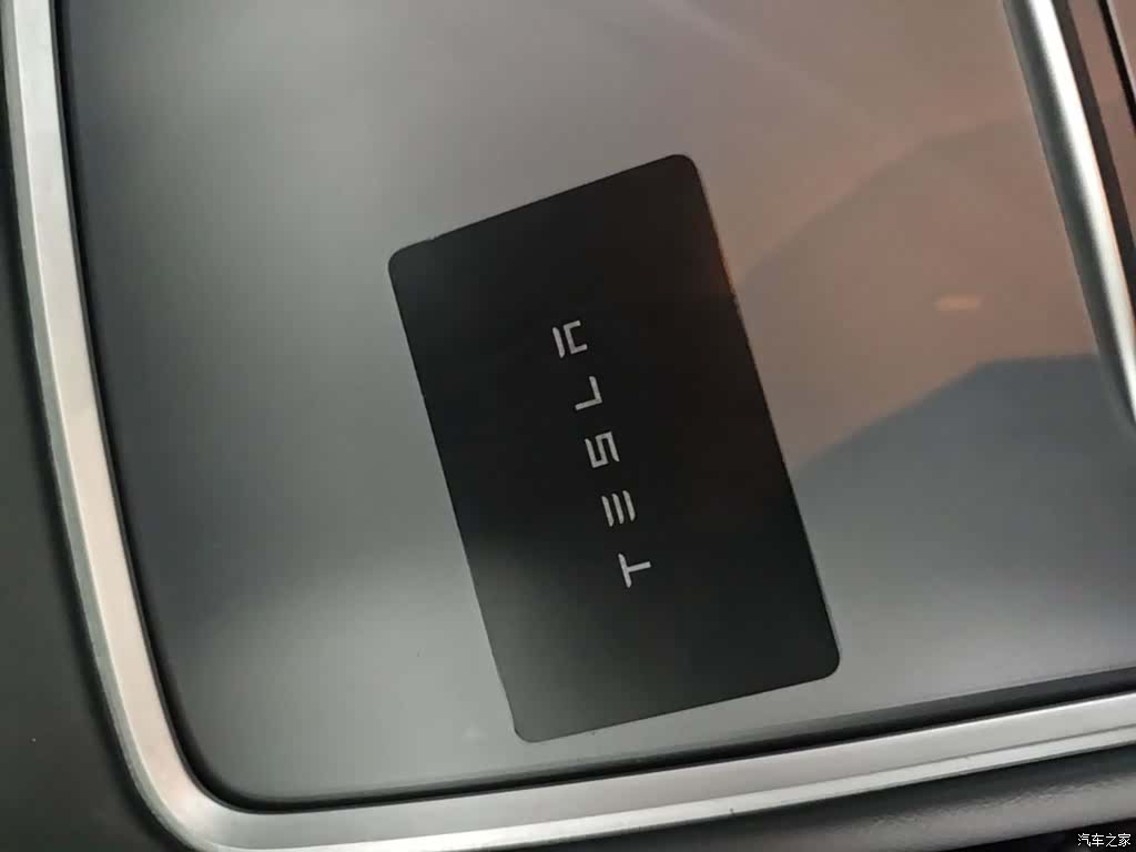 Tesla Model Y, 2022 9