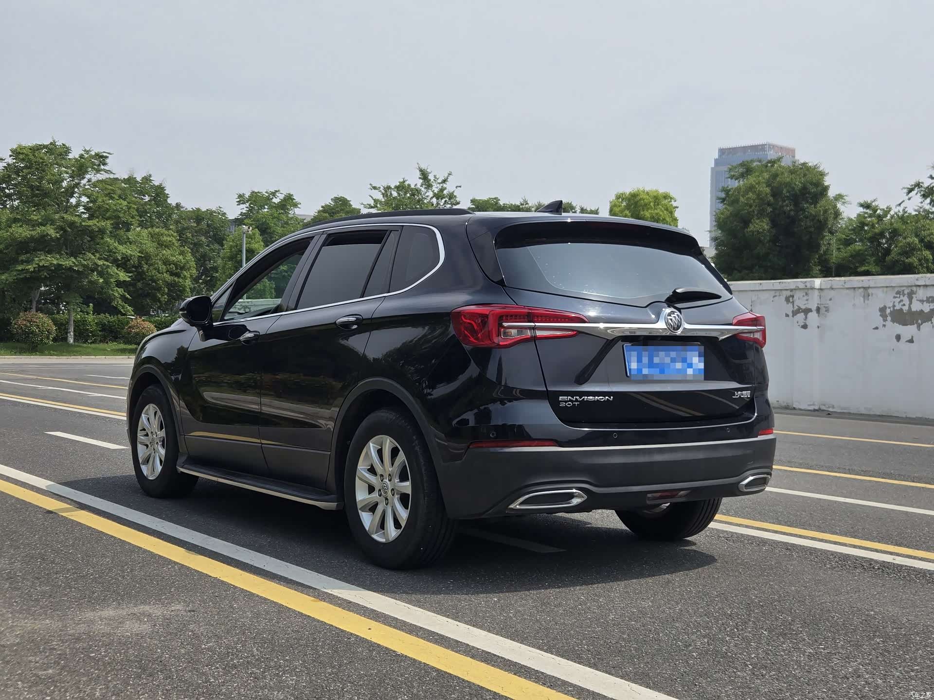 Buick Envision Plus, 2020 3