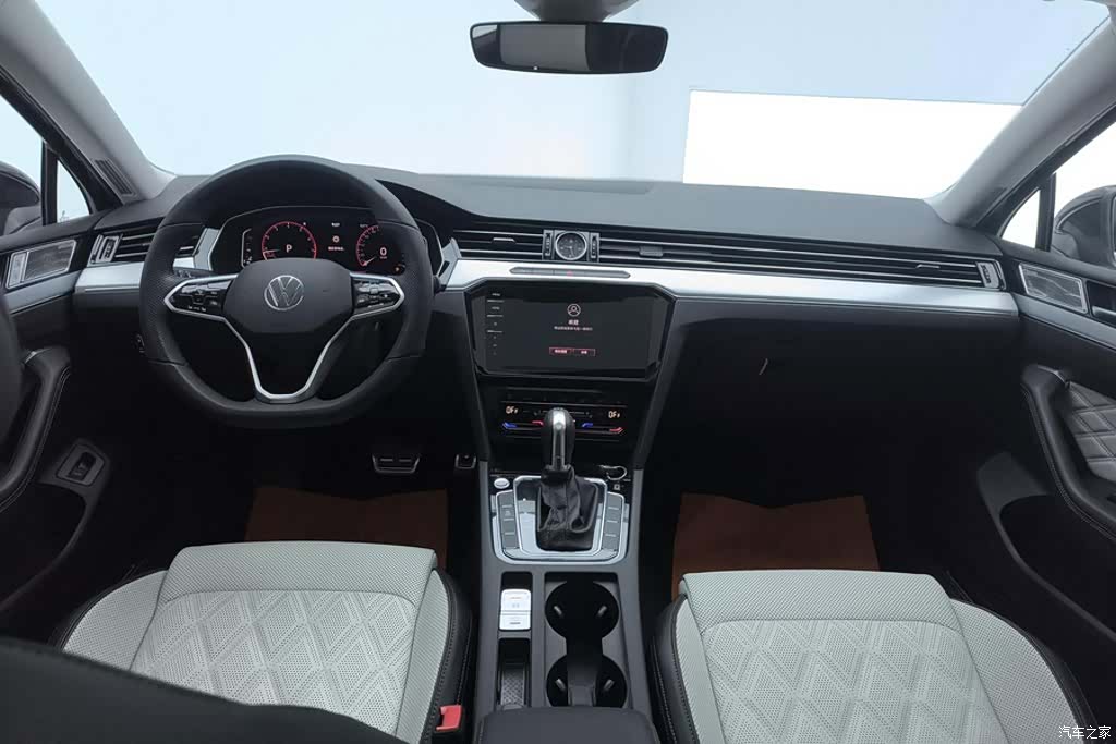 Volkswagen Magotan, 2024 12