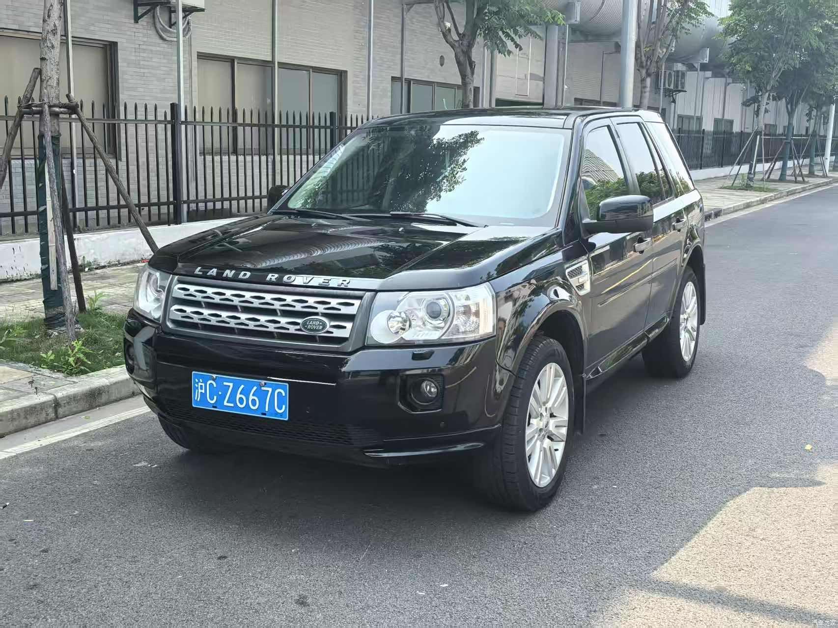 Land Rover Si4