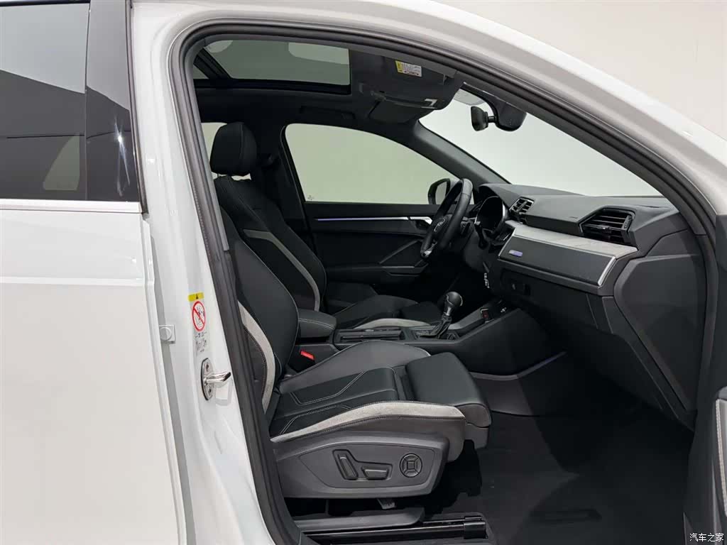 Audi Q3, 2023 19