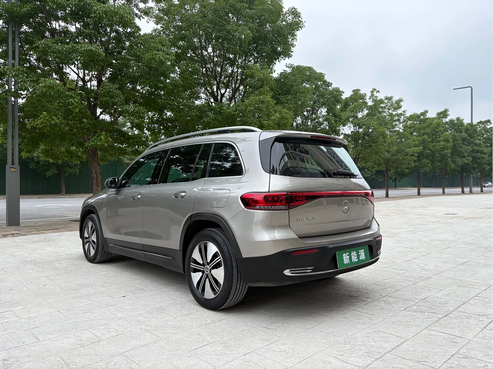 Mercedes-Benz EQB, 2023 9