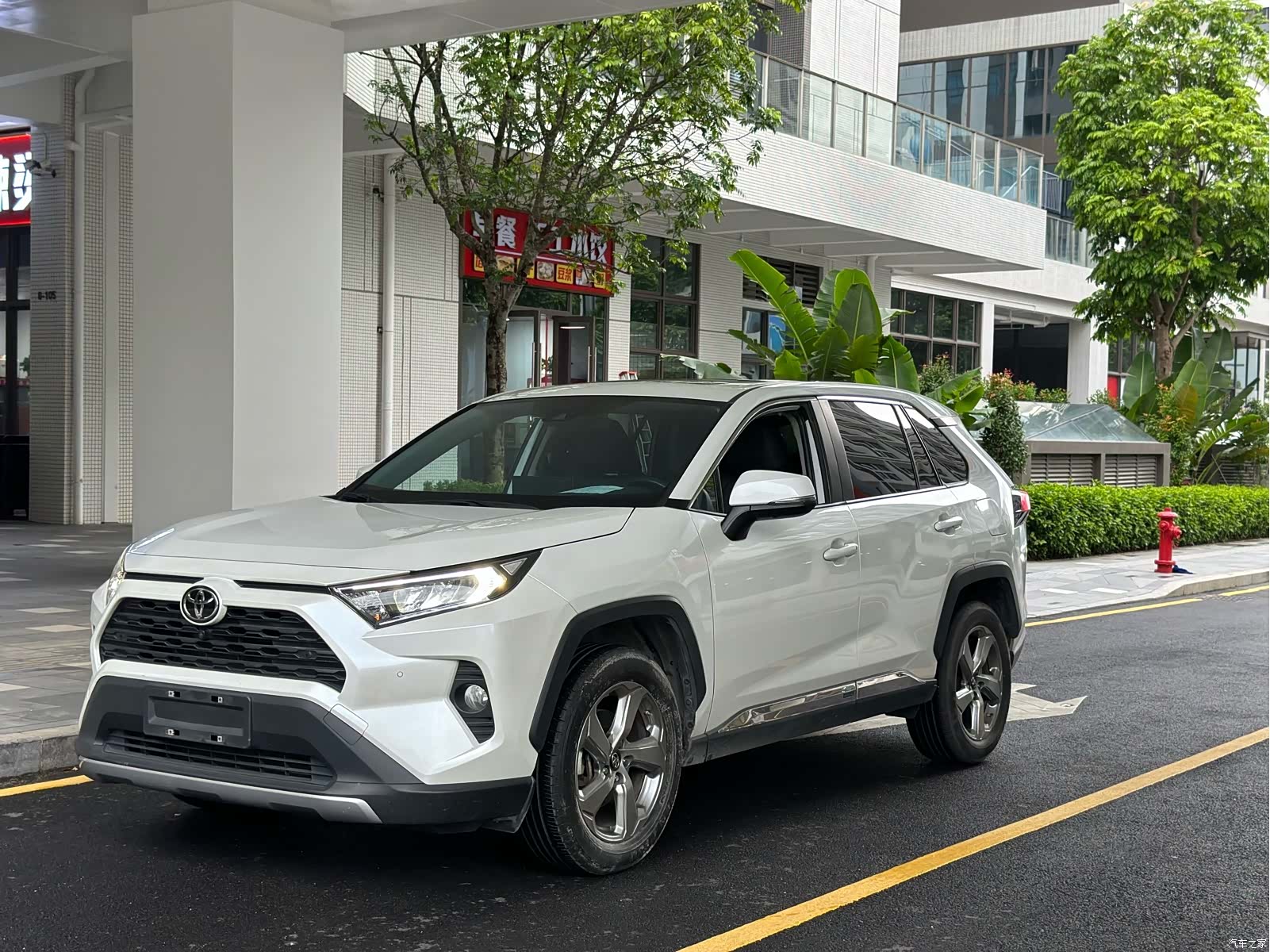 Toyota RAV4, 2022 1