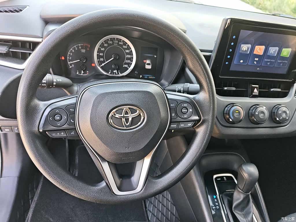 Toyota Corolla, 2023 12