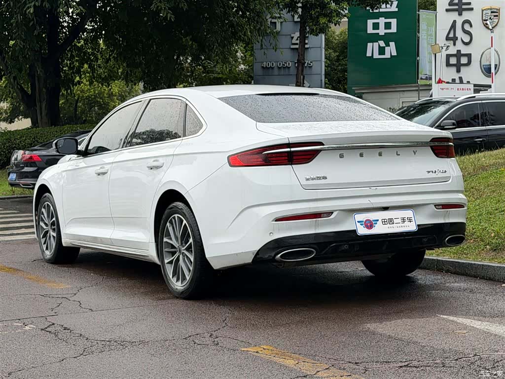 Geely Preface, 2022 4