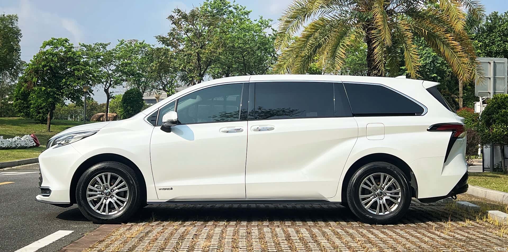 Toyota Sienna, 2023 20