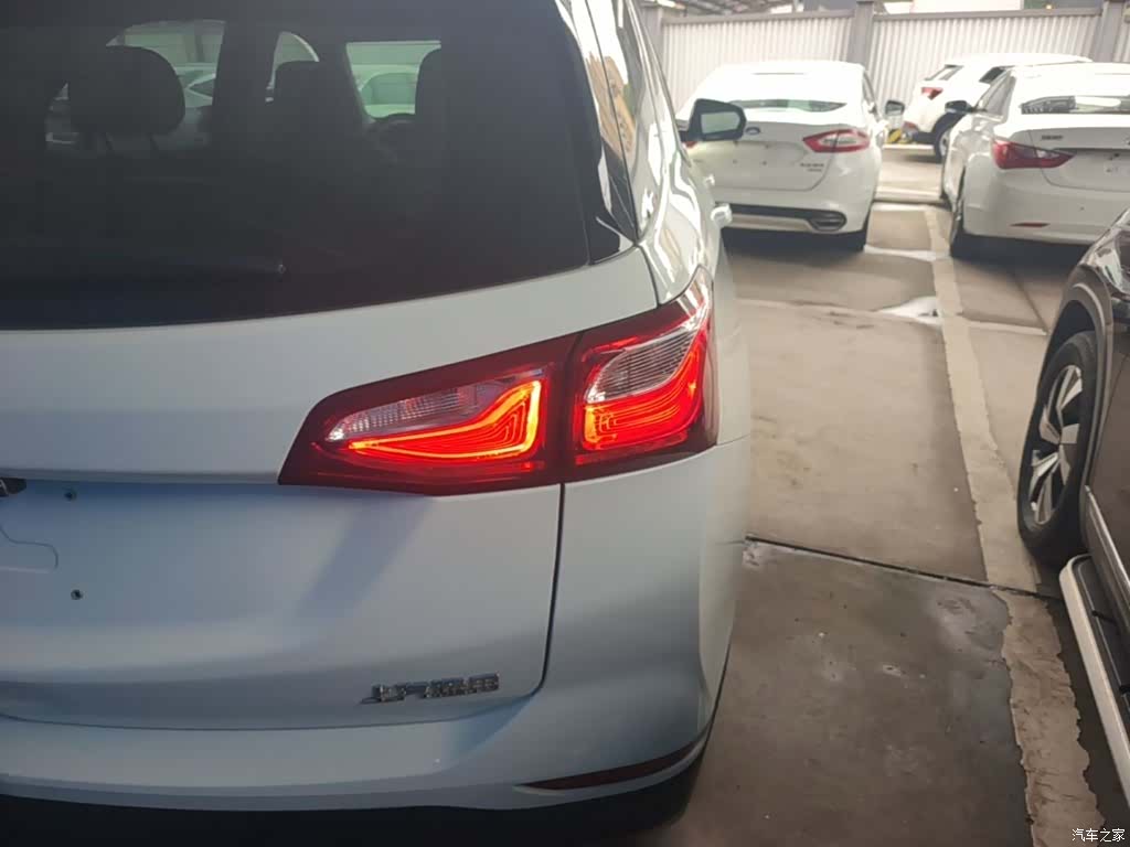 Chevrolet Equinox, 2018 8