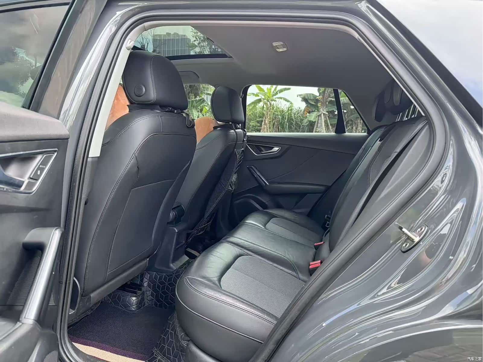 Audi Q2L, 2021 9