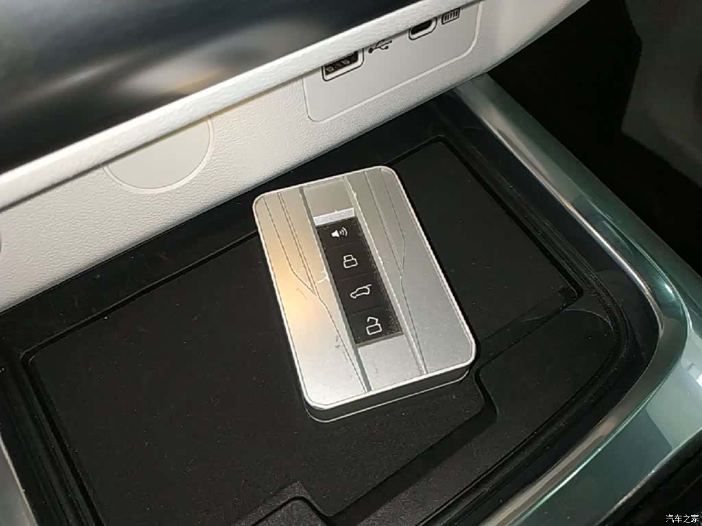 Tank 300, 2022 18