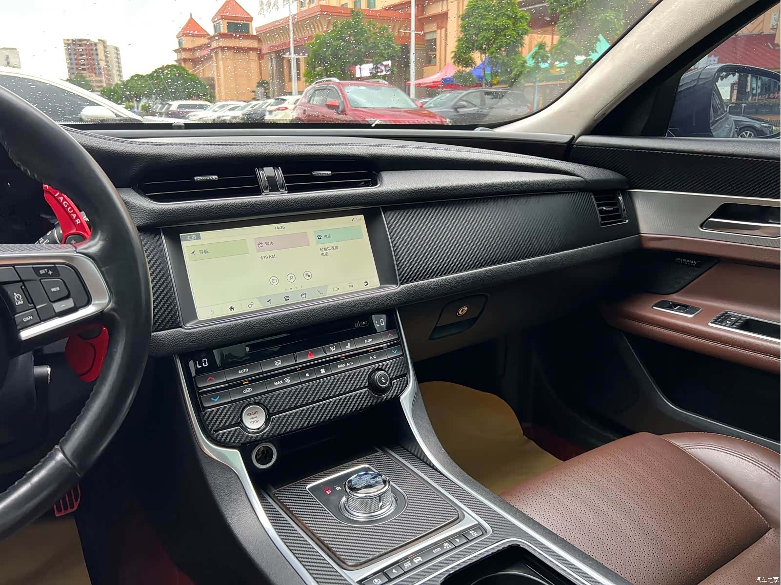 Land Rover XFL, 2018 15