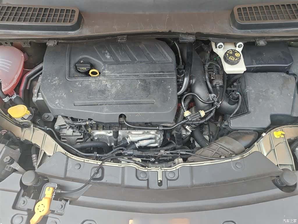 Ford Kuga, 2017 11
