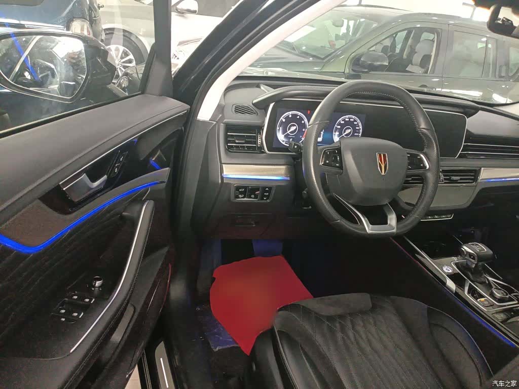 Hongqi HS5, 2023 12