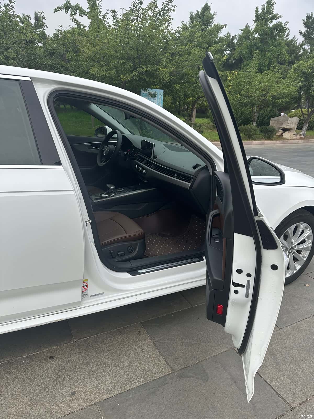 Audi A4L, 2018 7