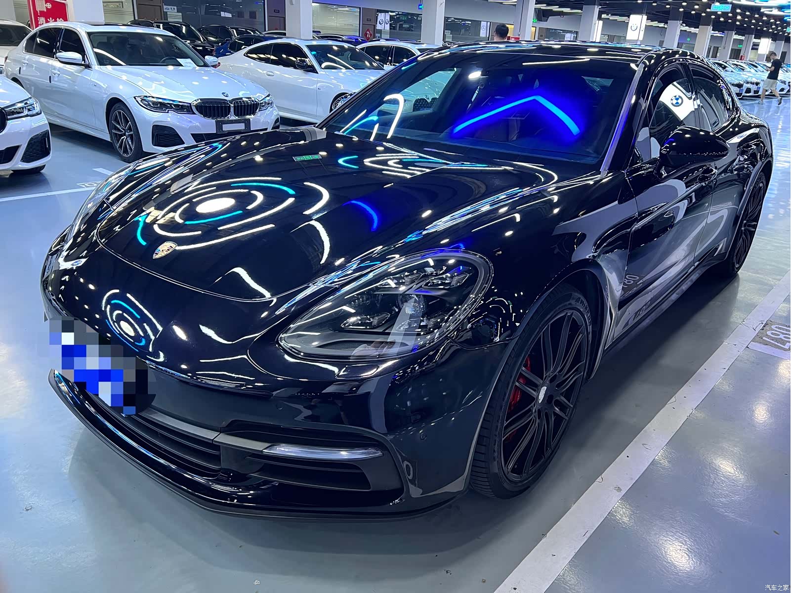 Porsche Panamera, 2017 1