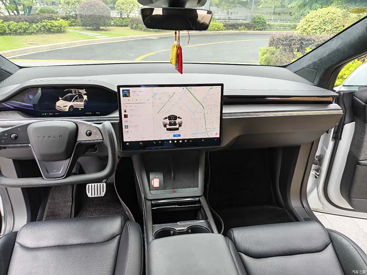 Tesla Model X, 2023 11