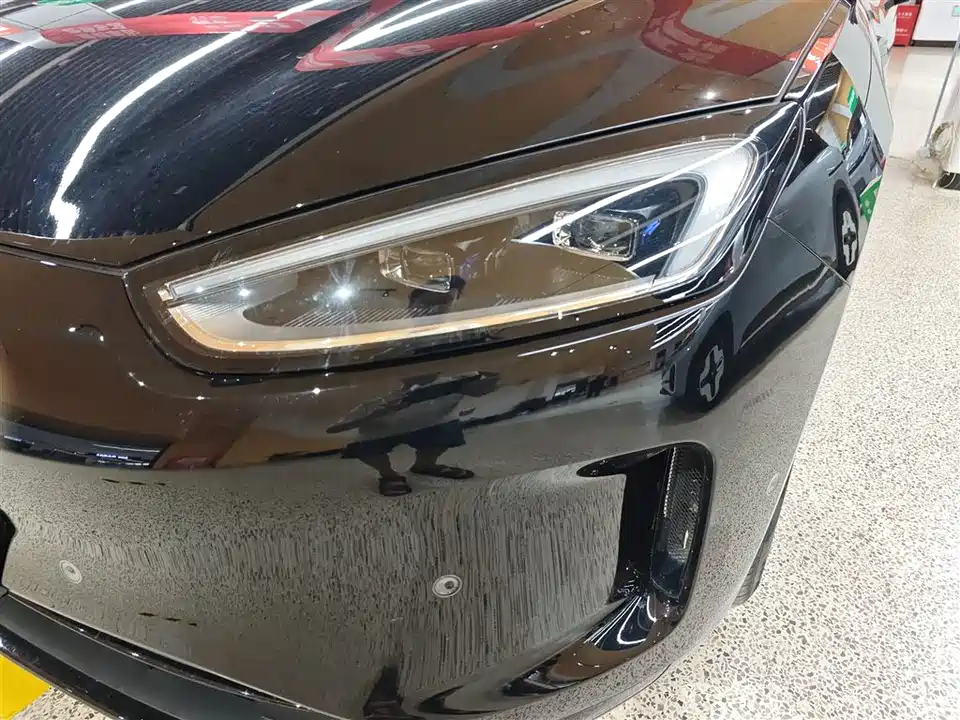 HarmonyOS Ask the world M5