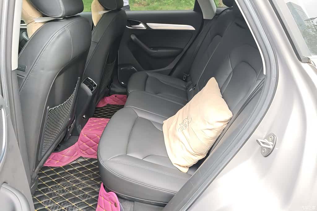 Audi Q3, 2019 11