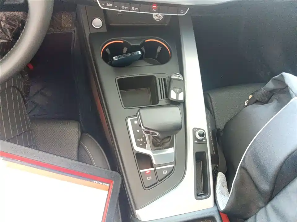 Audi A4L Audi A4L
