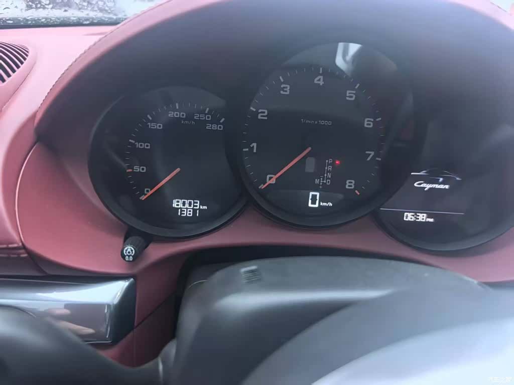 Porsche Cayman, 2022 все фото