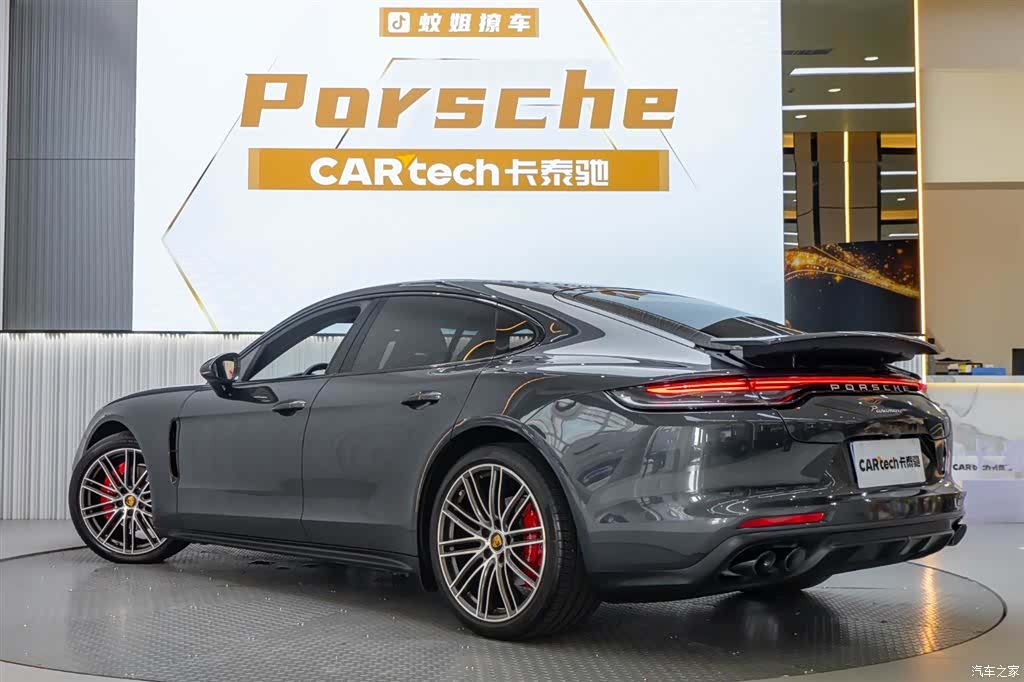 Porsche Panamera, 2022 все фото